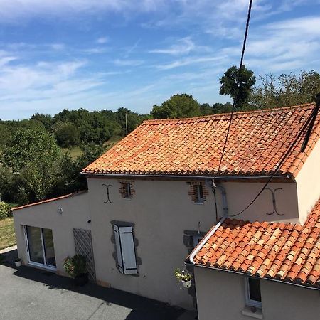 Gite Du Haras Les Aubiers Exterior foto